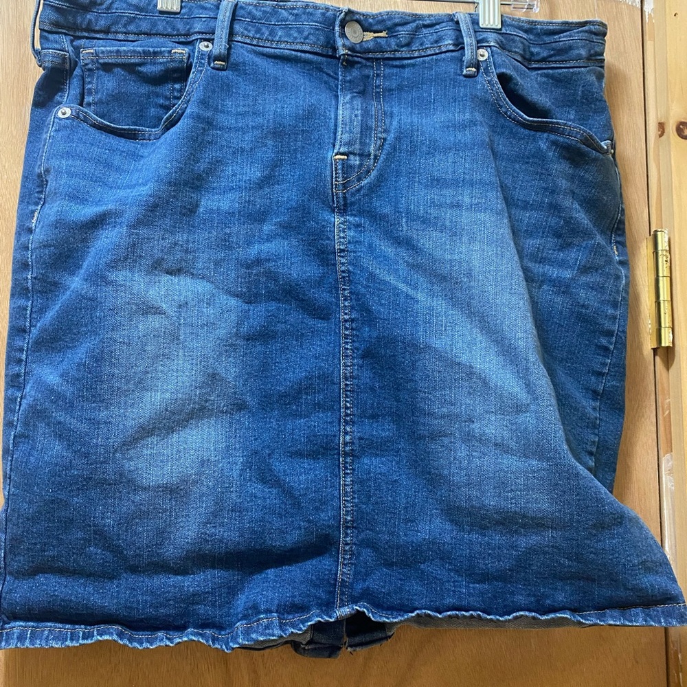 Levi’s Denim Mini Skirt